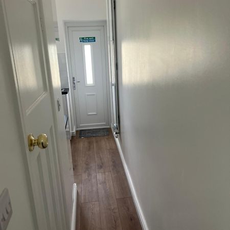 Cosy Studio Apartment, Flat In London チズルハースト エクステリア 写真